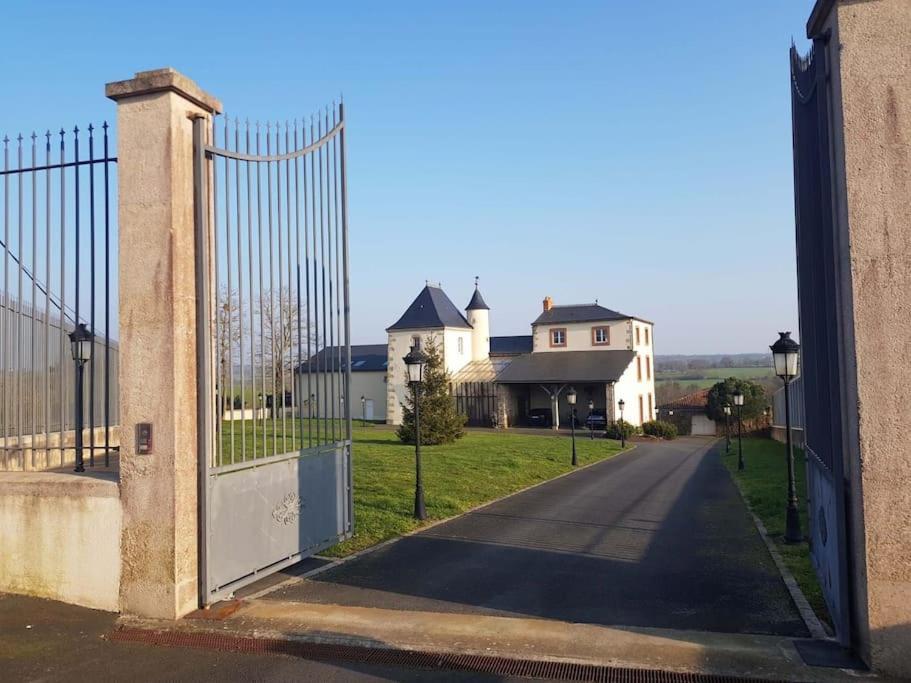 Le Logis Cholet 49300 Lieu Exceptionnel En Famille Ou Amis Villa Mazieres-en-Mauges Eksteriør billede